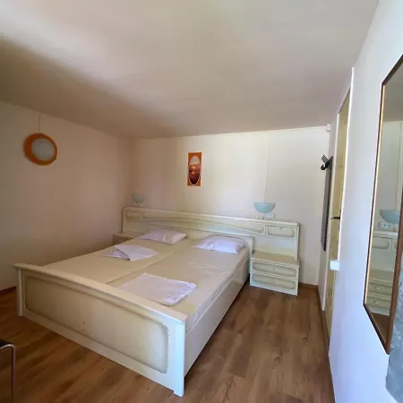 Babilon * Costineşti